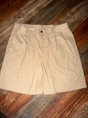 Savane Men's Flat Front Shorts - Khaki/Tan